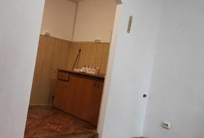 Garsonieră decomandată în Exterior Vest - 3