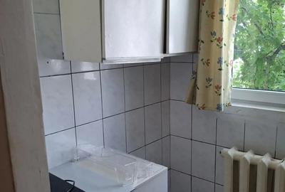 Garsonieră decomandată în Viilor - 2