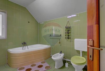 Casă cu 8 camere cu Teren 777 Mp în Ultracentral - 37