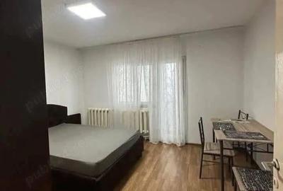 Garsonieră decomandată în Central - 3