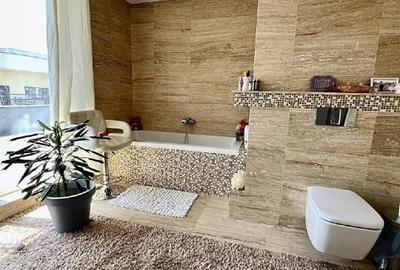 Apartament cu 6 camere decomandat în Hotvon - 3