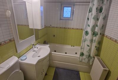 Apartament cu 3 camere decomandat, mobilat în Nicolina - 10