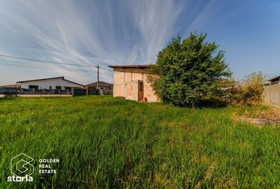 Casă cu 4 camere în Vladimirescu