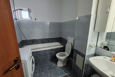 Garsonieră decomandată, mobilată în Tractorul - 7