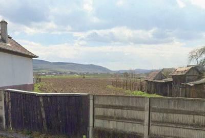 Teren de 3437 mp, în Noșlac - 1