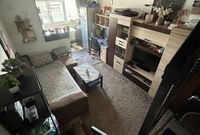 Apartament cu 2 camere, mobilat în Apărătorii Patriei