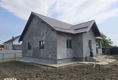 Casă cu 3 camere cu Teren 590 Mp în Sărata - 3