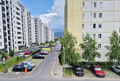 Apartament cu 2 camere decomandat, mobilat în Tractorul - 1