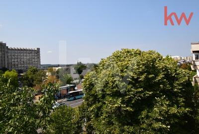 Apartament 4 camere, 1 Mai , Insula, centrala termica, langa Medicina - 3