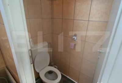 Spațiu comercial, de 100 mp, în Central - 4