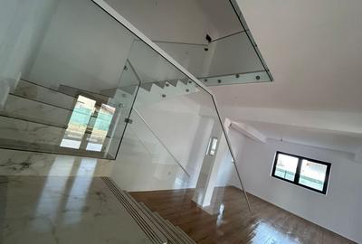 Tunari -  Central * Casa 4 camere - 8