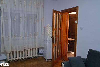 Garsonieră decomandată în Desa - 3