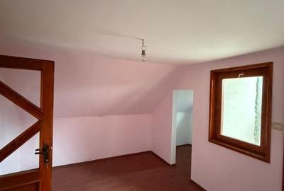 Casă individuală cu 7 camere cu Teren 400 Mp în Central - 3