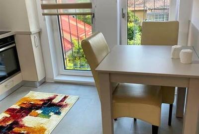 Apartament cu 2 camere decomandat în 7 Noiembrie - 7