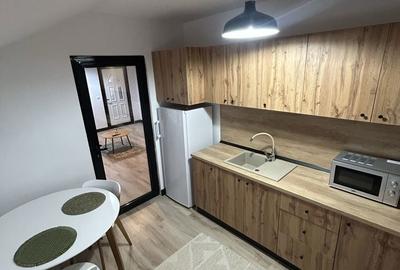 Apartament cu 2 camere decomandat în Micro 5 - 3