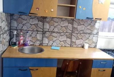 Casă cu 3 camere cu Teren 450 Mp în Central - 1