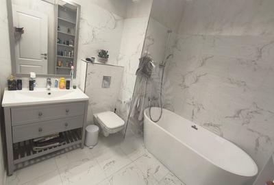 APARTAMENT 3 CAMERE// ZONA 9 MAI - 14