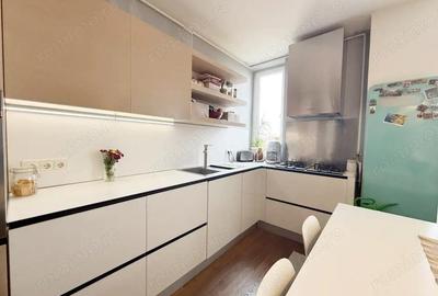 UNIC! 2 camere, 60mp, bloc 2009, lift, 2 locuri parcare- P-ta Doina 0% comision - 2