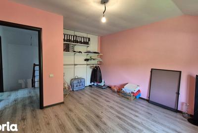 Casă cu 4 camere cu Teren 209 Mp în Central - 16