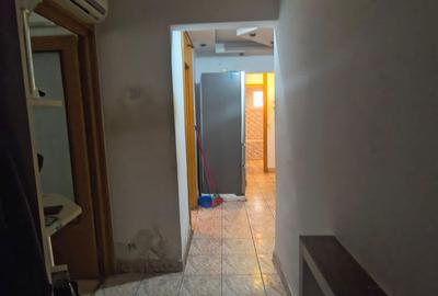 Apartament cu 3 camere decomandat în Dacia - 9