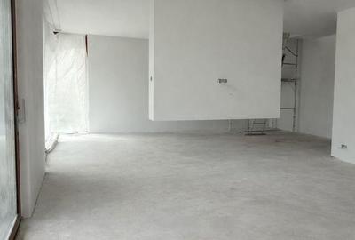 Casă individuală cu 5 camere cu Canalizare în Central - 9