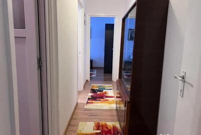 Apartament cu 3 camere semidecomandat în Central - 11