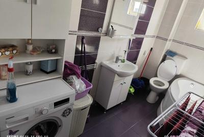 Apartament cu 3 camere decomandat în Poarta 6 - 6