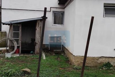 Casă cu 4 camere cu Canalizare în Băicoi - 3