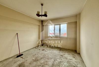 Apartament 4 camere, decomandat, etaj intermediar, Simion Barnutiu - 8