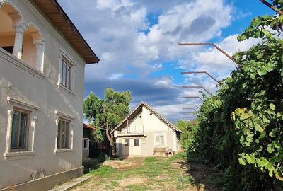 Casă cu 5 camere în Făgetu - 2