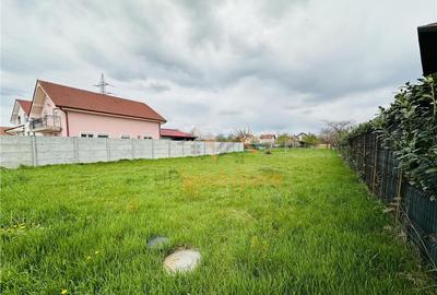 TEREN INTRAVILAN | 754 MP | TOATE UTILITATILE TREASE LA PARC - 4