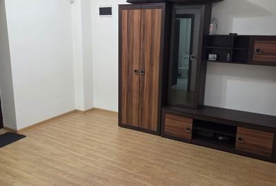 Garsonieră decomandată în Militari - 2