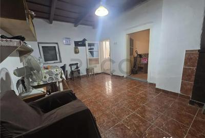 Casă cu 2 camere cu Teren 2685 Mp în Tăut - 3