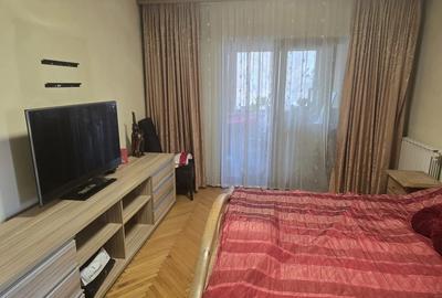 Inchiriez apartament 3 camere zona gara Constan?a. - 7