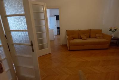 Apartament cu 3 camere semidecomandat, mobilat în Unirii - 15