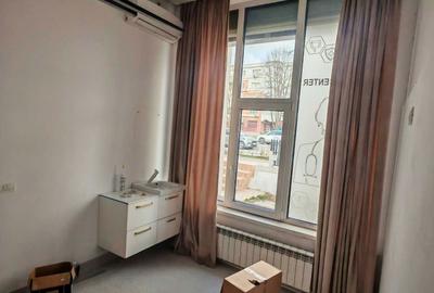 Spațiu comercial, de 58 mp, în Casa de Cultură - 6