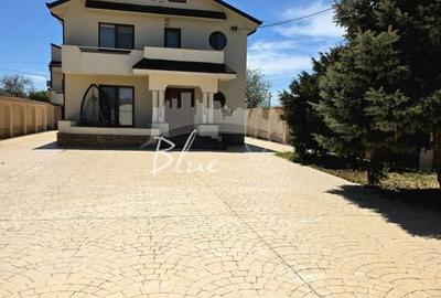 Casă cu 6 camere cu Teren 1642 Mp în Central - 8
