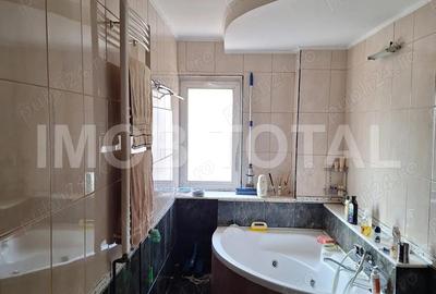 Apartament 4 camere , transformat in 3, Gavana 3, mobilat