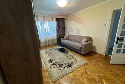 Apartament cu 3 camere decomandat în Sărari - 14