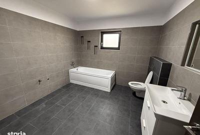 Casă cu 4 camere cu Teren 160 Mp în Central - 7