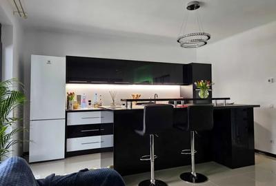 Casă individuală cu 4 camere cu Canalizare în Șelimbăr