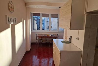 Apartament cu 2 camere decomandat în Tudor - 3