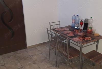 Garsonieră decomandată în Central - 2