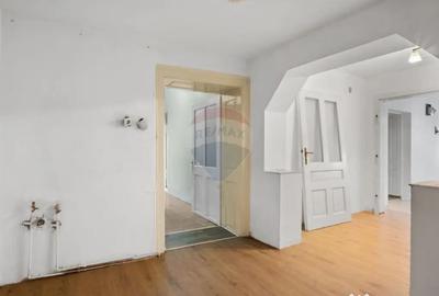 Casă cu 3 camere cu Garaj în Țipar - 15