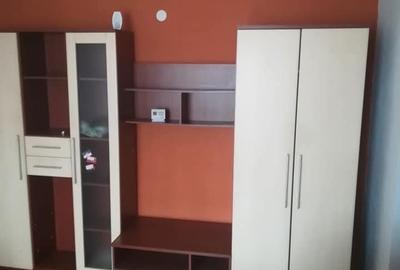Apartament cu 2 camere semidecomandat în Trivale - 1