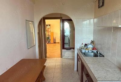 Apartament cu 2 camere decomandat în Cartierul Traian - 8