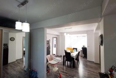 Apartament cu 3 camere decomandat în Central - 3