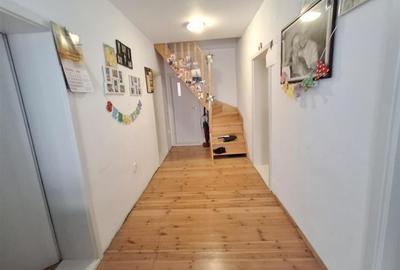Casa 4 camere pivnita 480 mp teren zona Hipodrom I - 9
