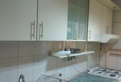 Piata Alba Iulia, Burebista, Decebal - 4