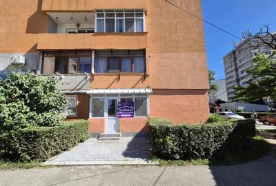 Spa?iu comercial, Ale. N.Titulescu, col? cu str. Minerilor - 6